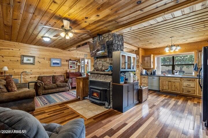 192 County Road 2180, Nutrioso, AZ 85932 — photo 5 of 54
