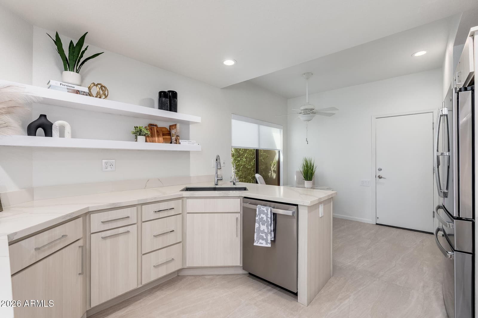 7272 E Gainey Ranch Road 15, Scottsdale, AZ 85258 — photo 10 of 43