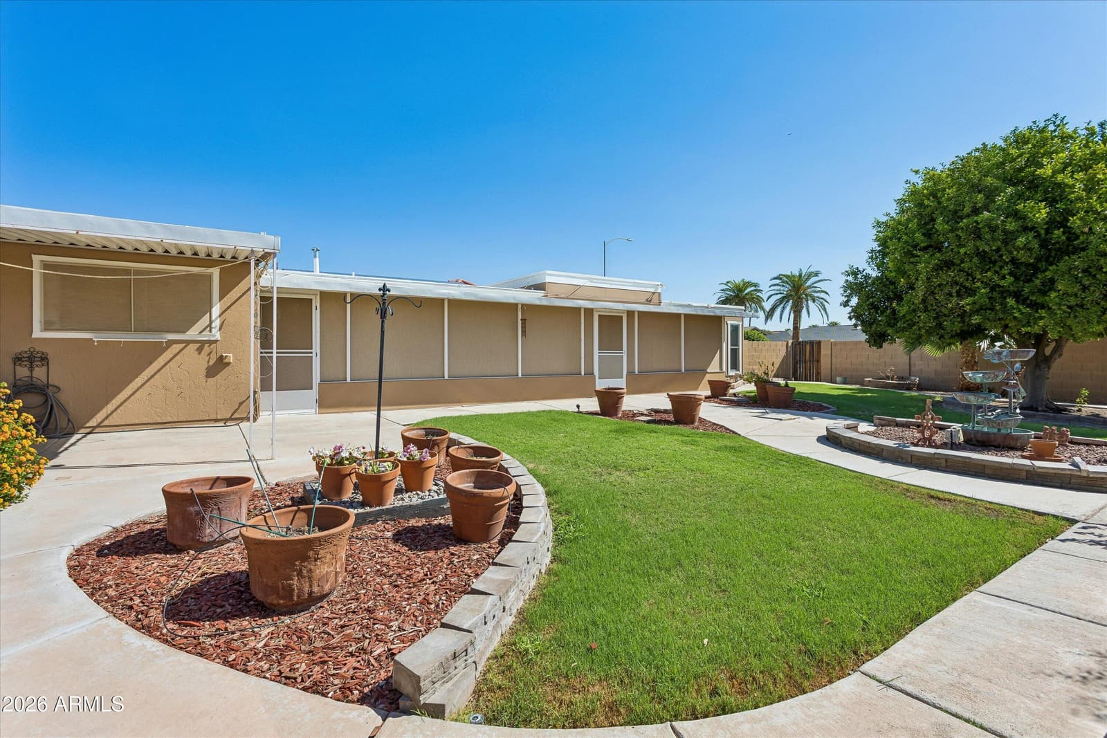 9201 W Elkhorn Drive, Sun City, AZ 85351 — photo 3 of 34
