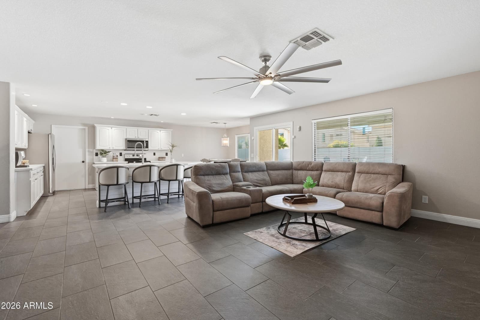 2003 E Mariposa Grande Avenue, Phoenix, AZ 85024 — photo 12 of 57