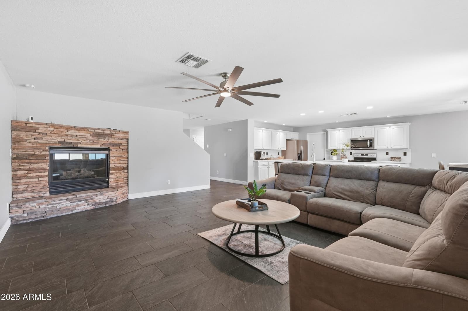 2003 E Mariposa Grande Avenue, Phoenix, AZ 85024 — photo 13 of 57