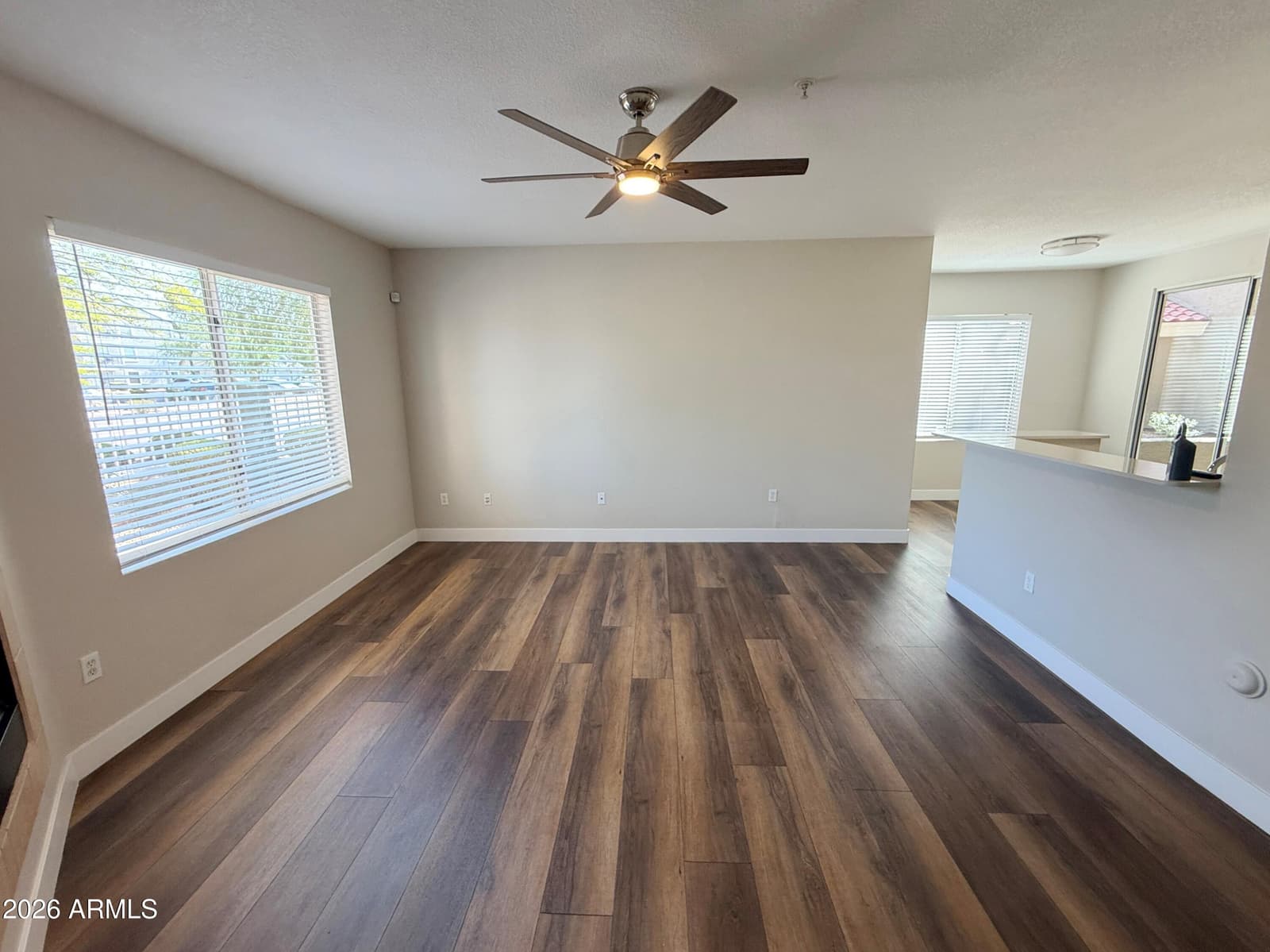 2929 W Yorkshire Drive 1122, Phoenix, AZ 85027 — photo 3 of 28