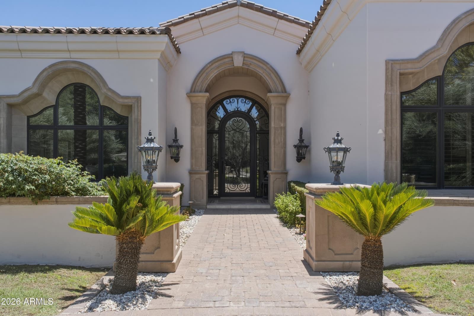 6385 E Royal Palm Road, Paradise Valley, AZ 85253 — photo 11 of 69