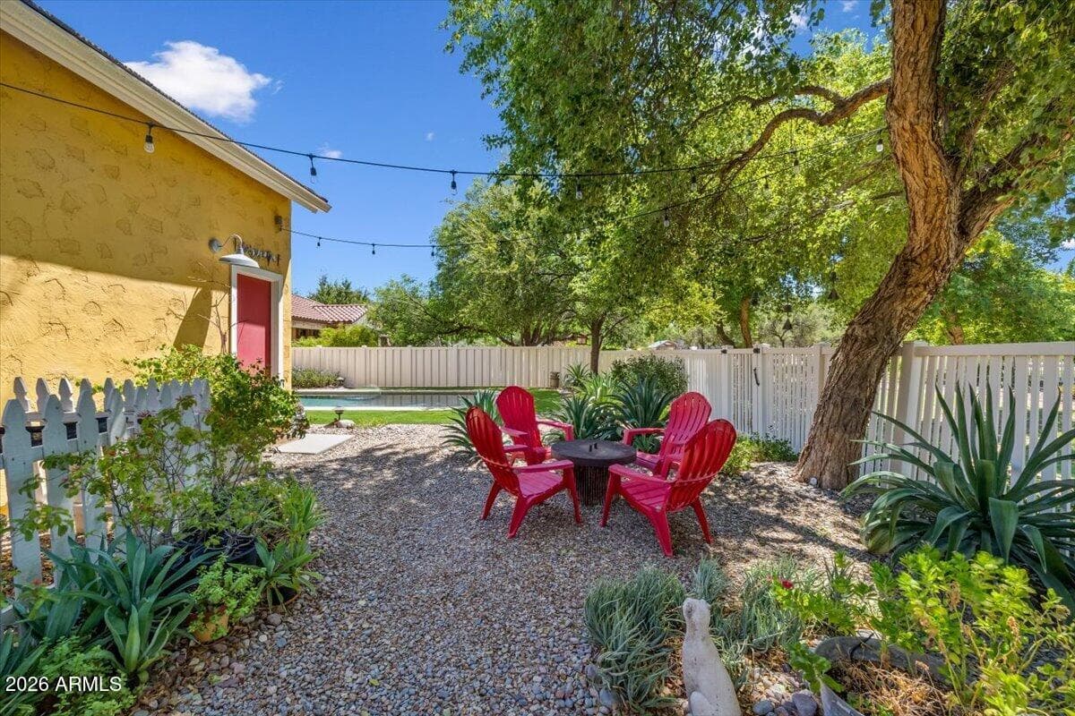 1386 S Pecan Street, Gilbert, AZ 85296 — photo 7 of 40