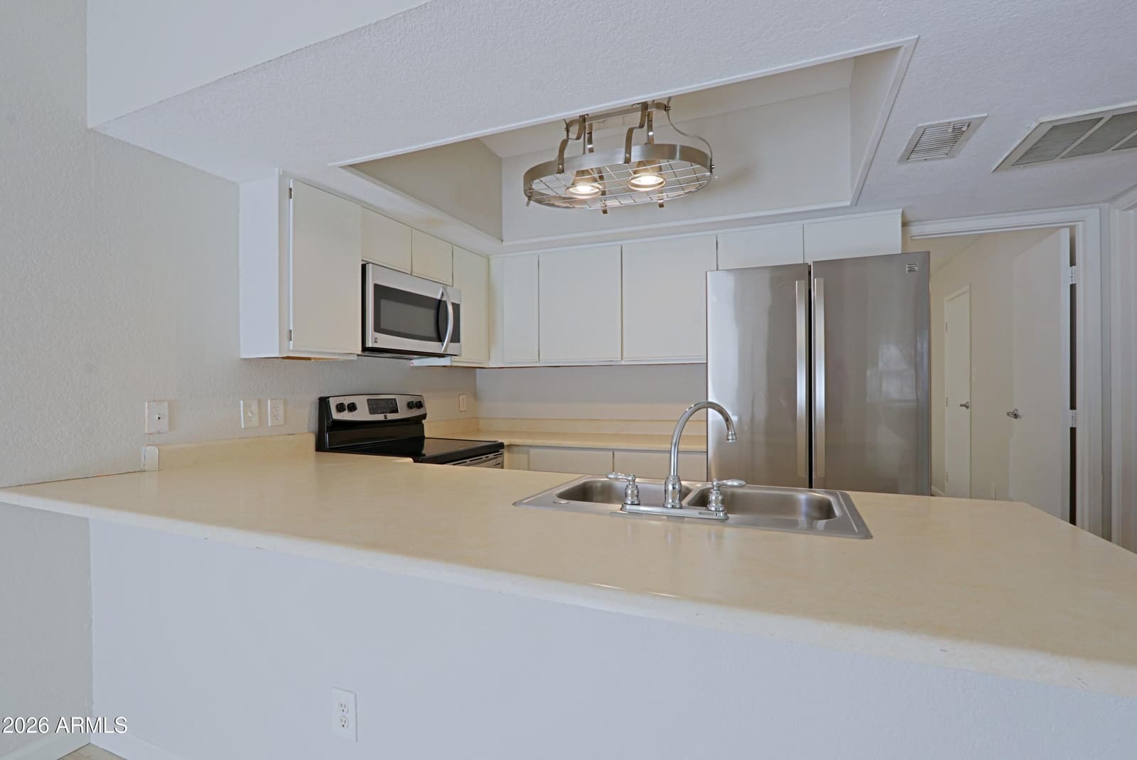 3205 W Loma Lane 3, Phoenix, AZ 85051 — photo 5 of 26