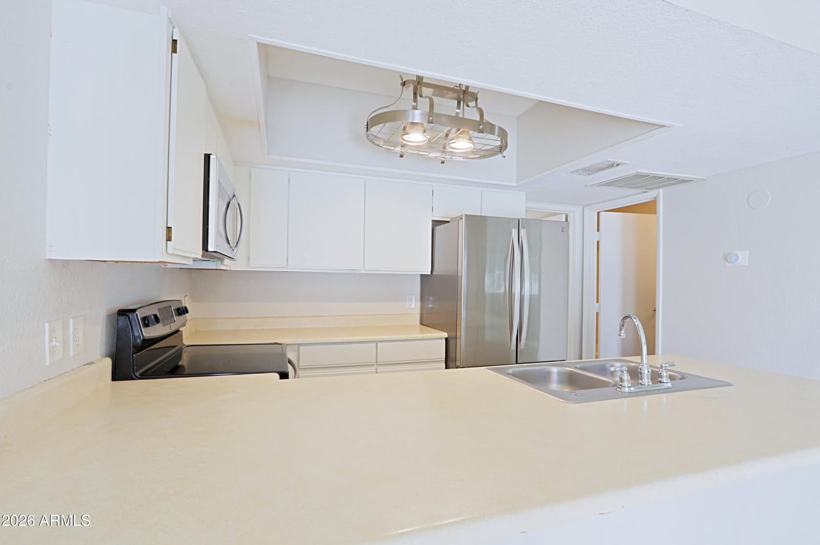 3205 W Loma Lane 3, Phoenix, AZ 85051 — photo 4 of 26