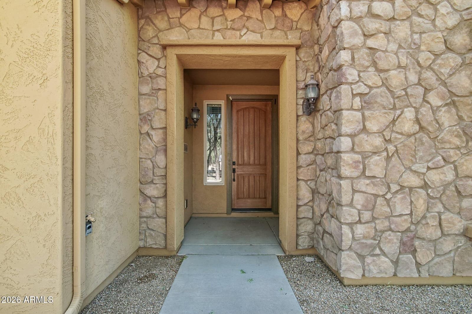 3866 E Cat Balue Drive, Phoenix, AZ 85050 — photo 2 of 41