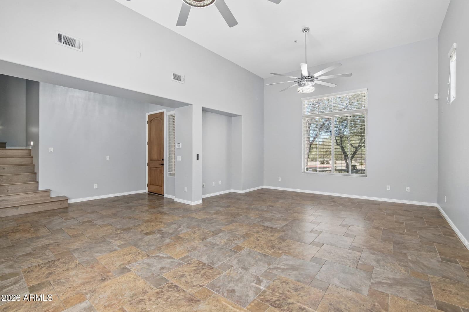 3866 E Cat Balue Drive, Phoenix, AZ 85050 — photo 6 of 41