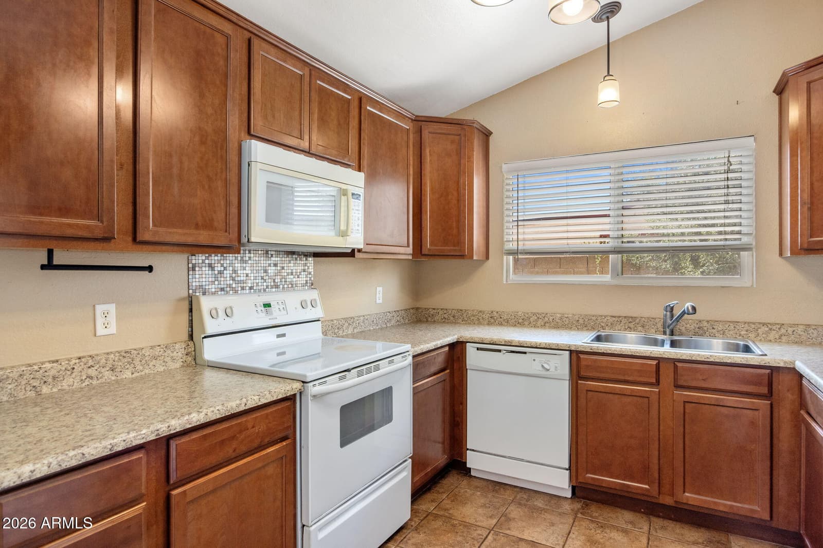 3411 W Irma Lane, Phoenix, AZ 85027 — photo 10 of 19