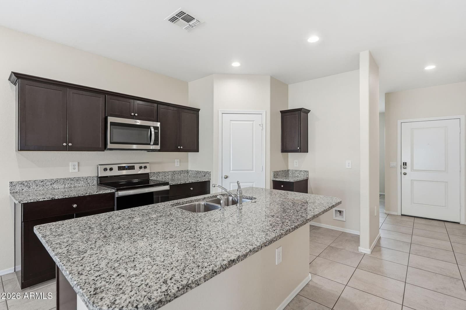 3766 S 247th Avenue, Buckeye, AZ 85326 — photo 13 of 37