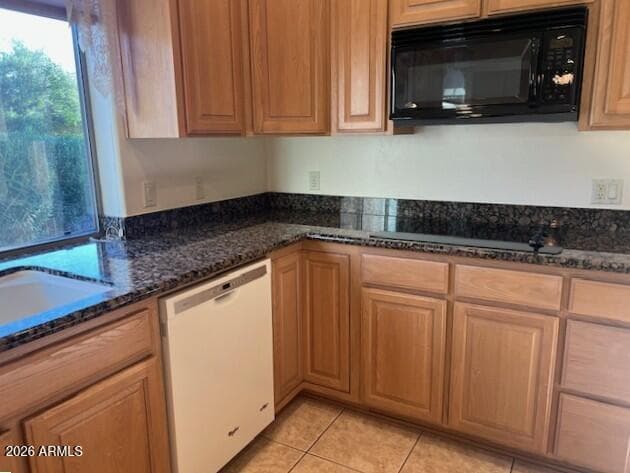 3198 Gemstone Court, Sierra Vista, AZ 85650 — photo 8 of 41