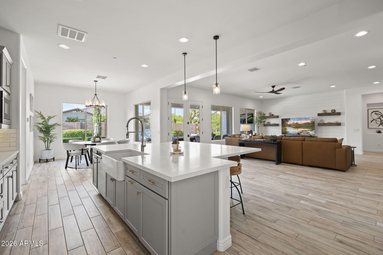 3858 E Fountain Street, Mesa, AZ 85205 — photo 5 of 65