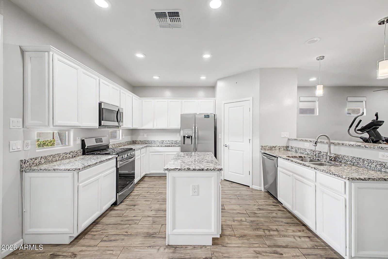 12353 W Glenn Drive, Glendale, AZ 85307 — photo 12 of 43