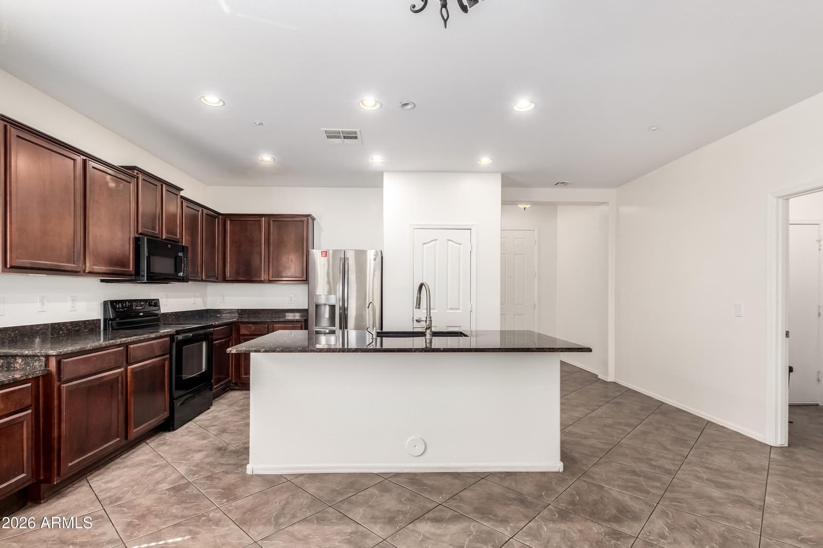 13231 W Creosote Drive, Peoria, AZ 85383 — photo 15 of 48