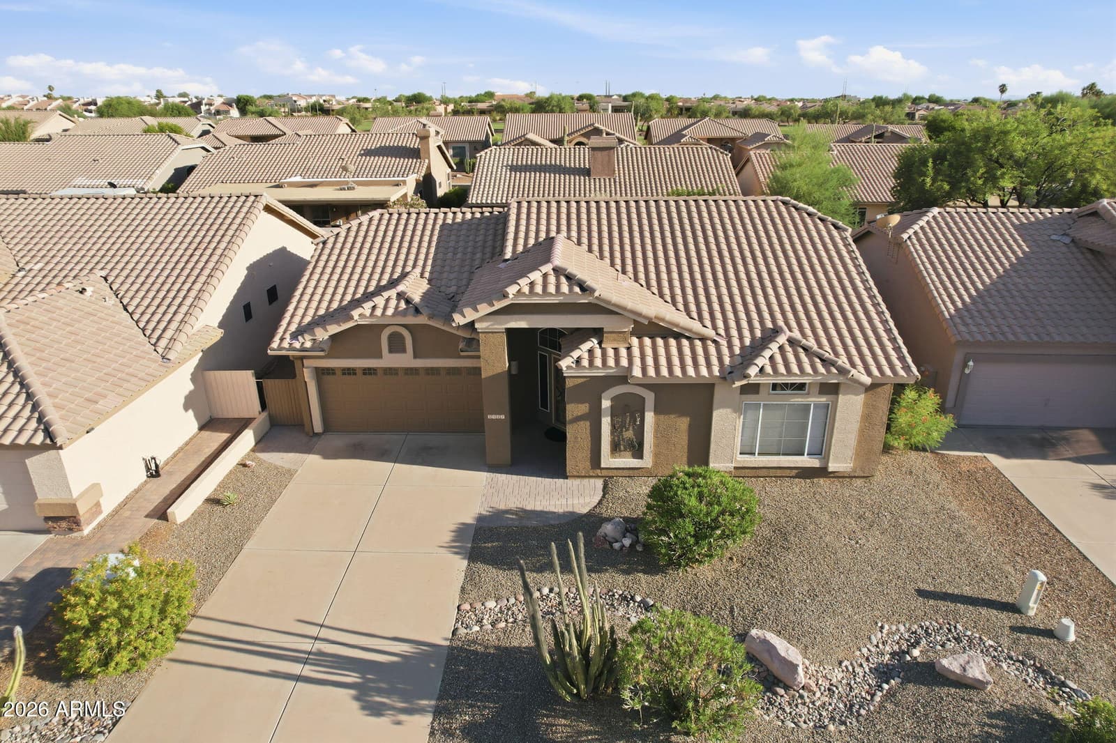 8527 E Saguaro Blossom Road, Gold Canyon, AZ 85118 — photo 1 of 45