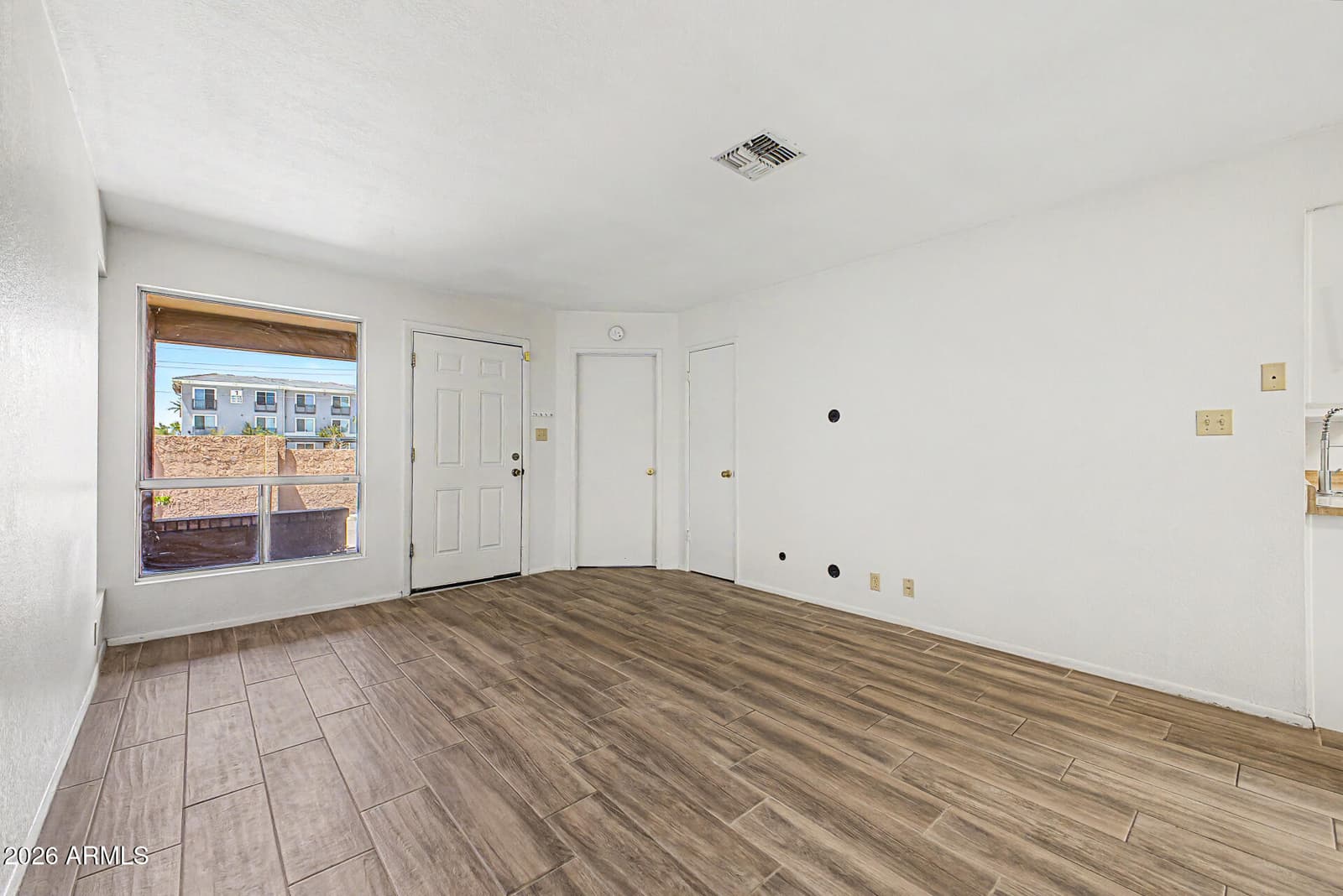 20236 N 6th Drive 6, Phoenix, AZ 85027 — photo 7 of 26