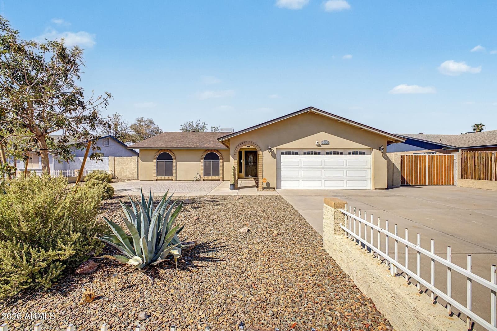 7208 W SUNNYSLOPE Lane, Peoria, AZ 85345