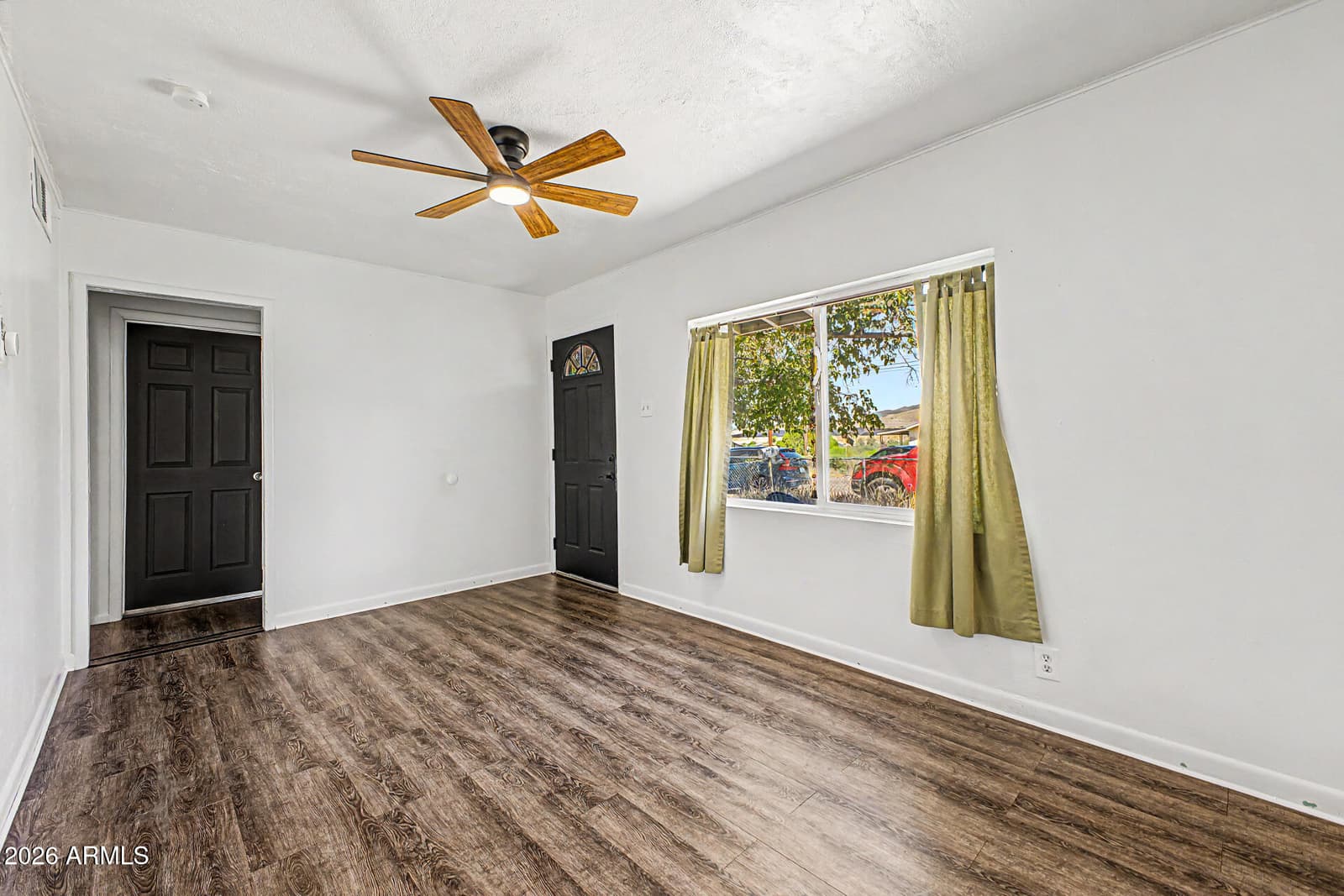 843 W Spray Street, Superior, AZ 85173 — photo 6 of 29