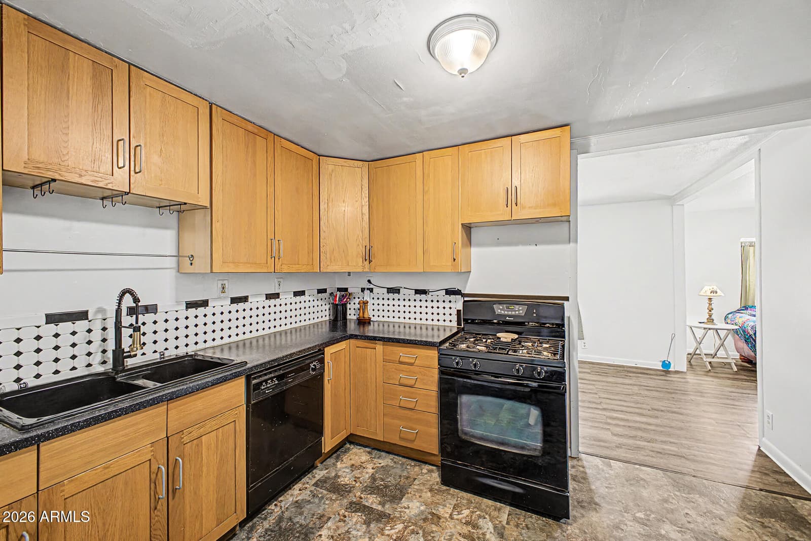 843 W Spray Street, Superior, AZ 85173 — photo 17 of 29