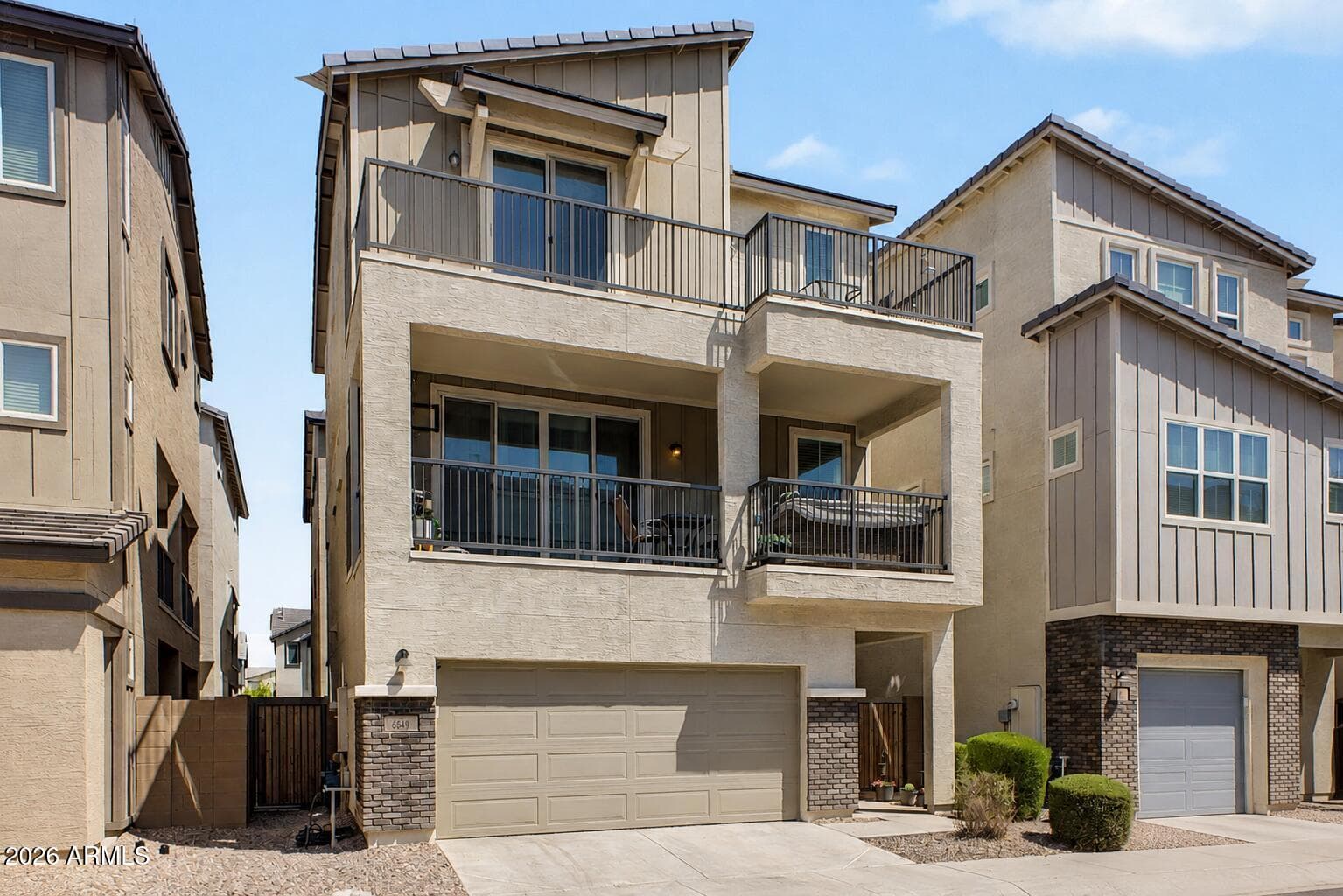 654 W Flintlock Way, Chandler, AZ 85286 — photo 1 of 28