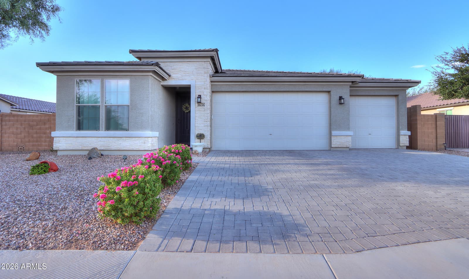 1636 E Brandon Drive, Casa Grande, AZ 85122 — photo 1 of 60