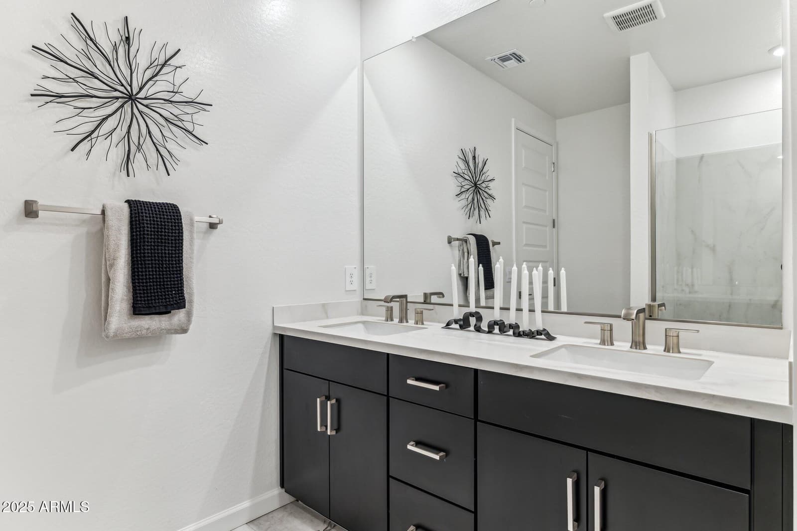 9829 S 12th Street, Phoenix, AZ 85042 — photo 13 of 68