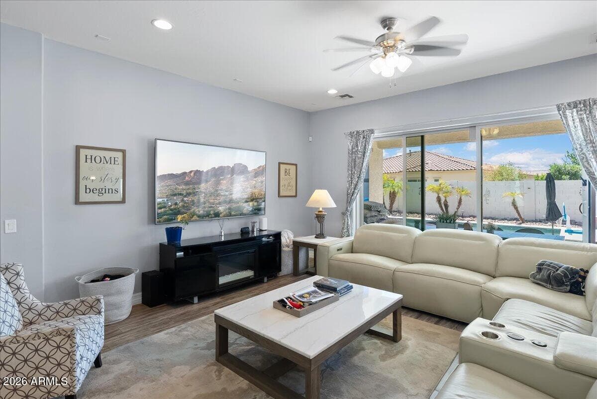 15737 W Wilshire Drive, Goodyear, AZ 85395 — photo 9 of 41