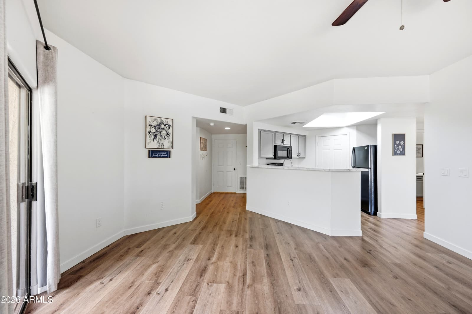 10030 W Indian School Road 255, Phoenix, AZ 85037 — photo 6 of 34