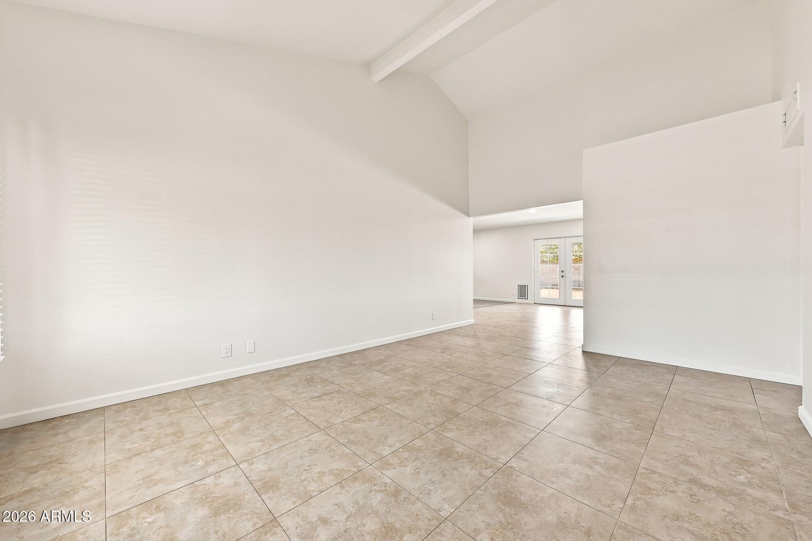 1041 W Kilarea Avenue, Mesa, AZ 85210 — photo 5 of 39