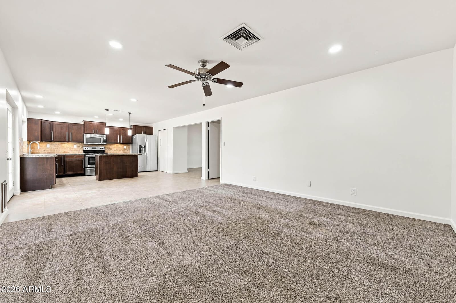 1041 W Kilarea Avenue, Mesa, AZ 85210 — photo 12 of 39