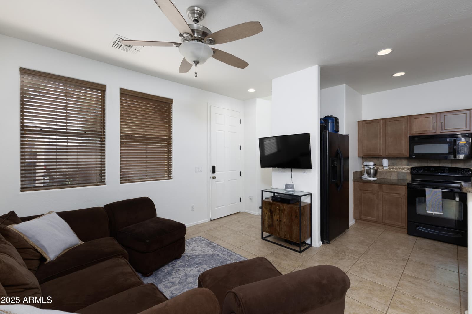451 S Hawes Road 53, Mesa, AZ 85208 — photo 5 of 37