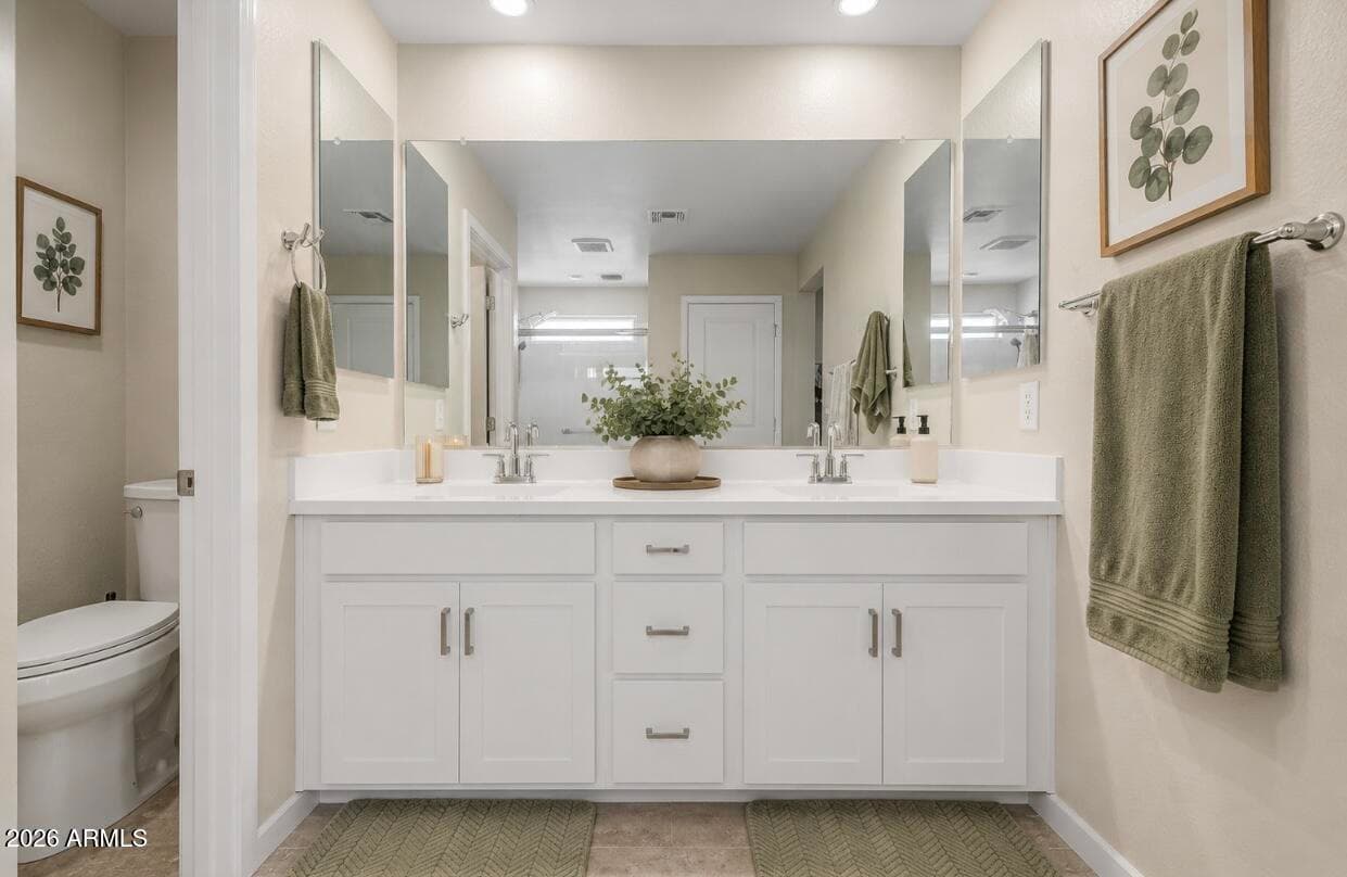 18377 W Villa Hermosa Lane, Surprise, AZ 85387 — photo 5 of 14
