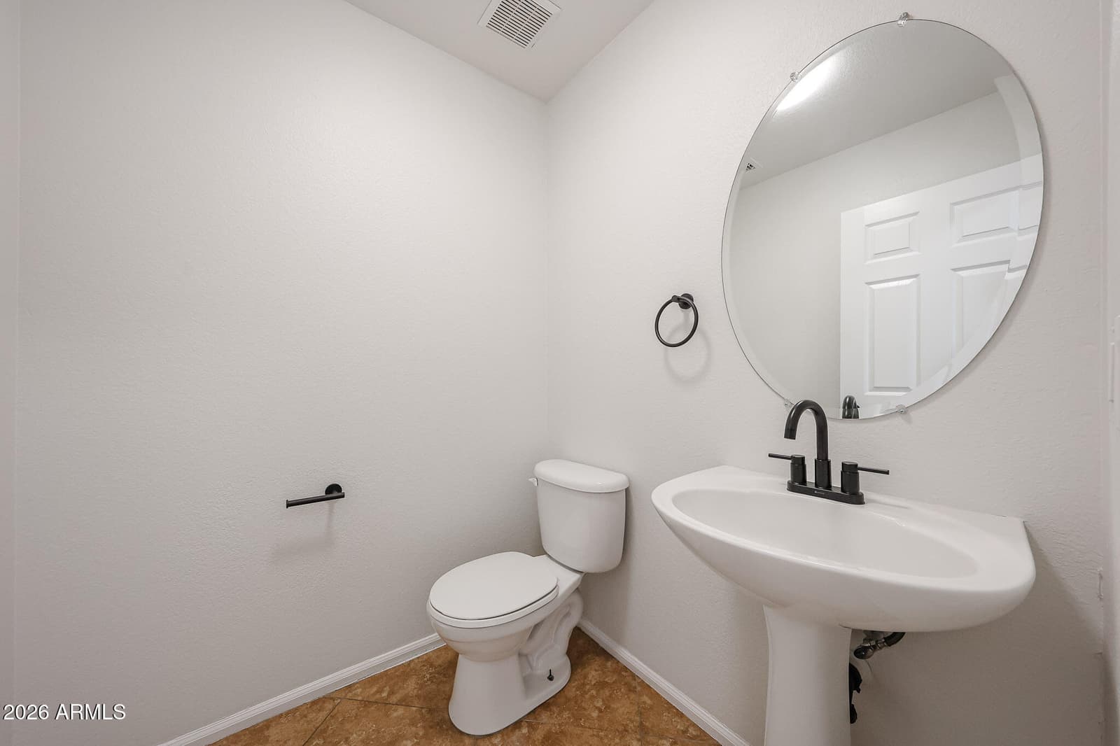 22557 N Davis Way, Maricopa, AZ 85138 — photo 4 of 39