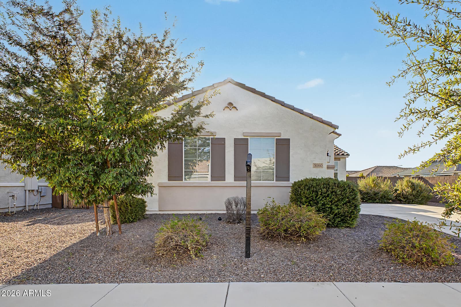 5060 N 84th Drive, Glendale, AZ 85305 — photo 2 of 42
