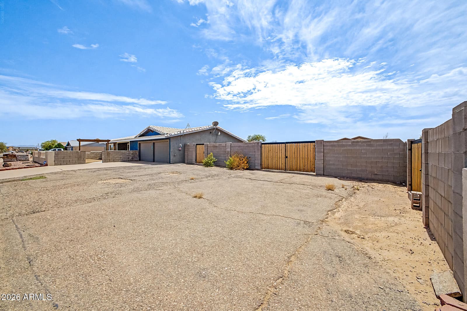 10065 W Heather Drive, Arizona City, AZ 85123 — photo 6 of 41