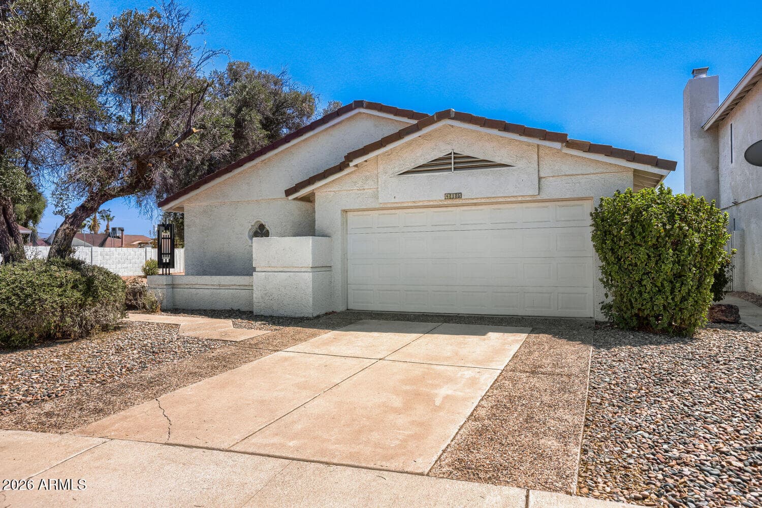 415 W Grandview Road, Phoenix, AZ 85023 — photo 2 of 29