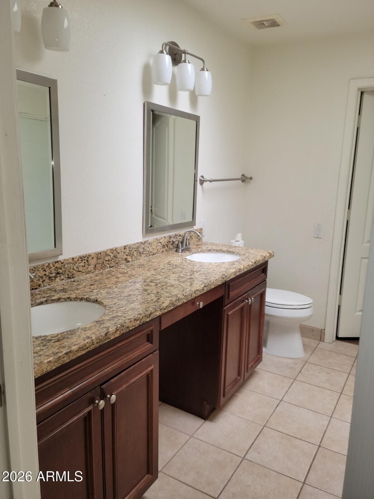 4163 E Silverwood Drive, Phoenix, AZ 85048 — photo 9 of 17