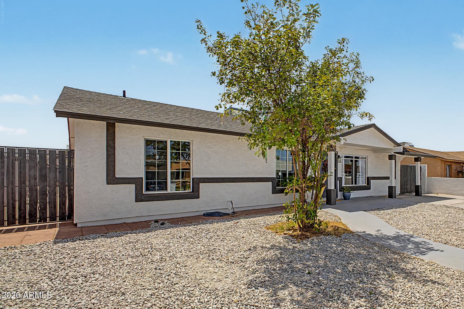 2025 W Mobile Lane, Phoenix, AZ 85041 — photo 7 of 37