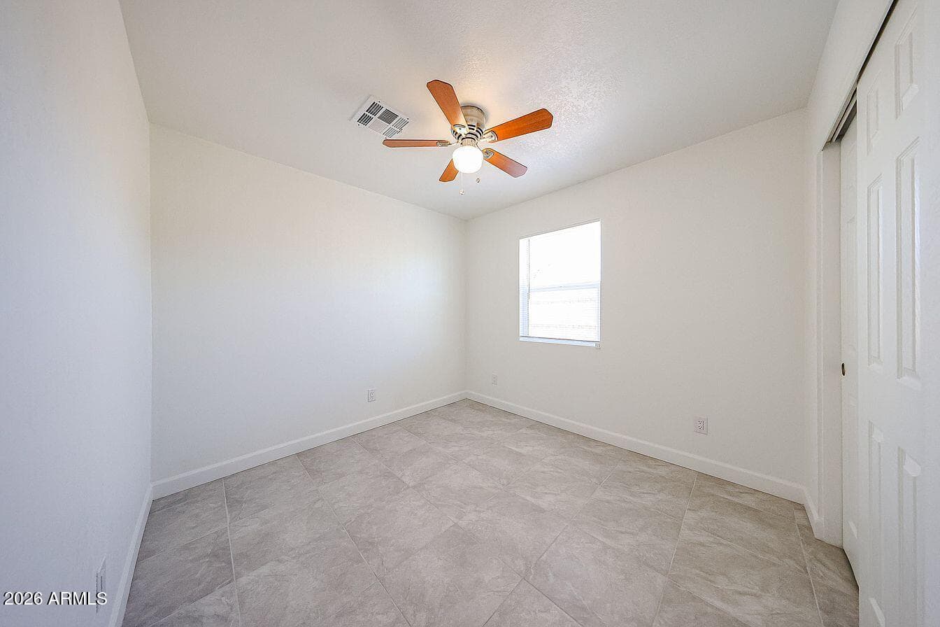 2810 E Roeser Road, Phoenix, AZ 85040 — photo 9 of 18