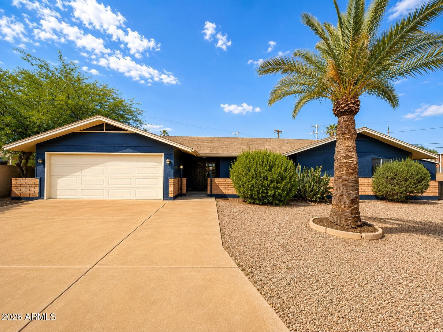 322 E Markley Drive, Casa Grande, AZ 85122 — photo 1 of 33