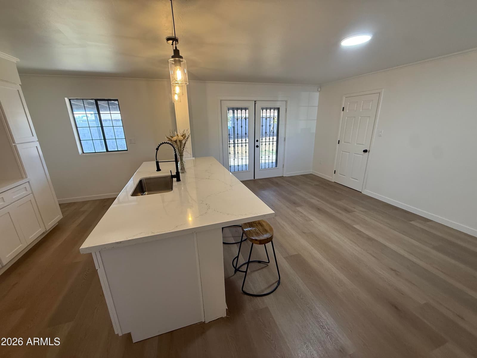 3946 W Northview Avenue, Phoenix, AZ 85051 — photo 2 of 11