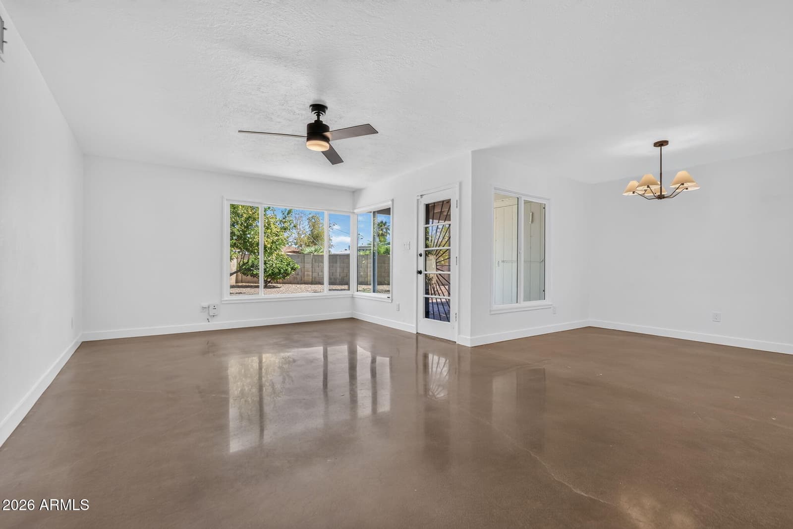 4135 N Westview Drive, Phoenix, AZ 85015 — photo 12 of 46