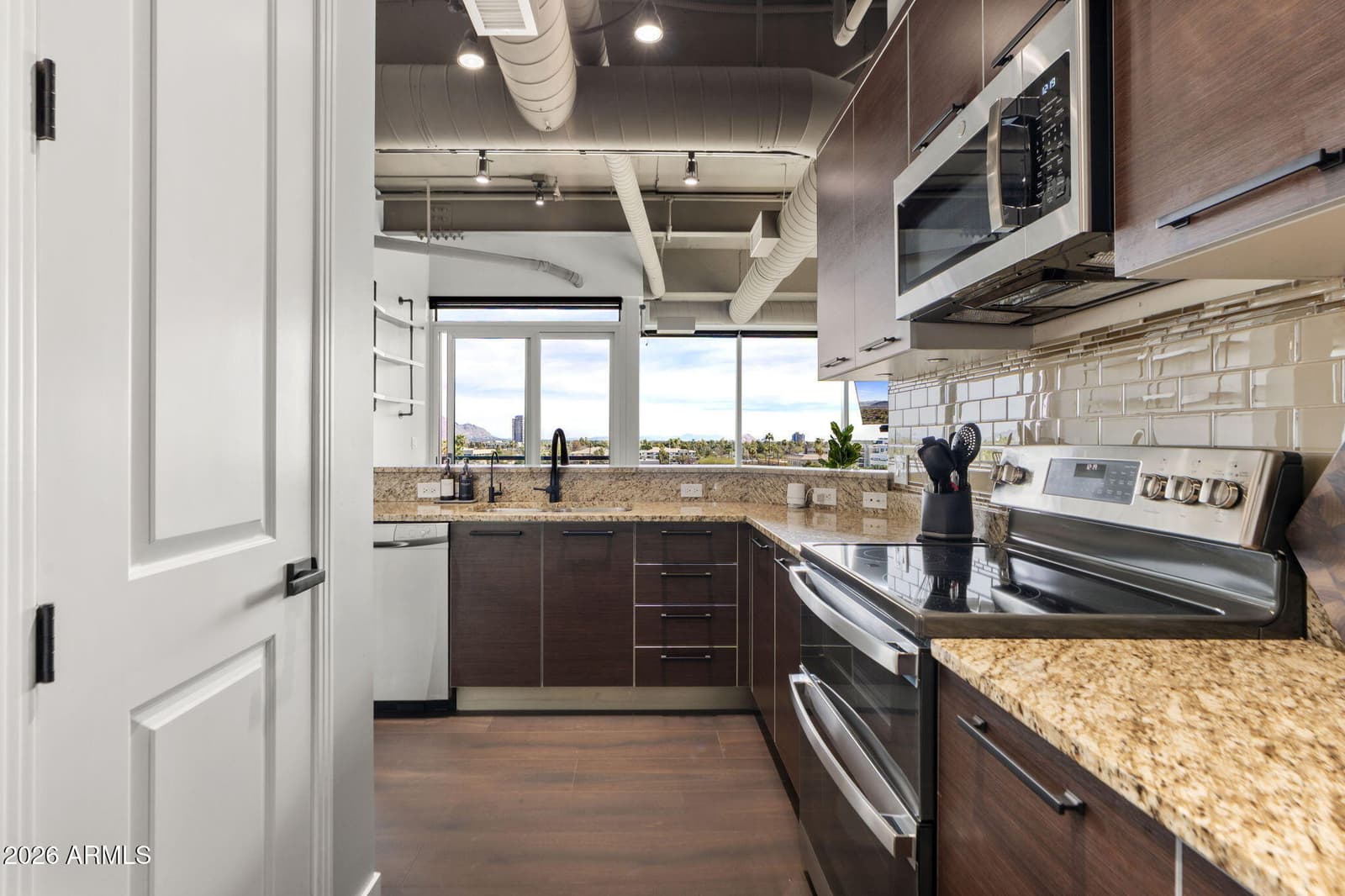 1 E Lexington Avenue 503, Phoenix, AZ 85012 — photo 18 of 51