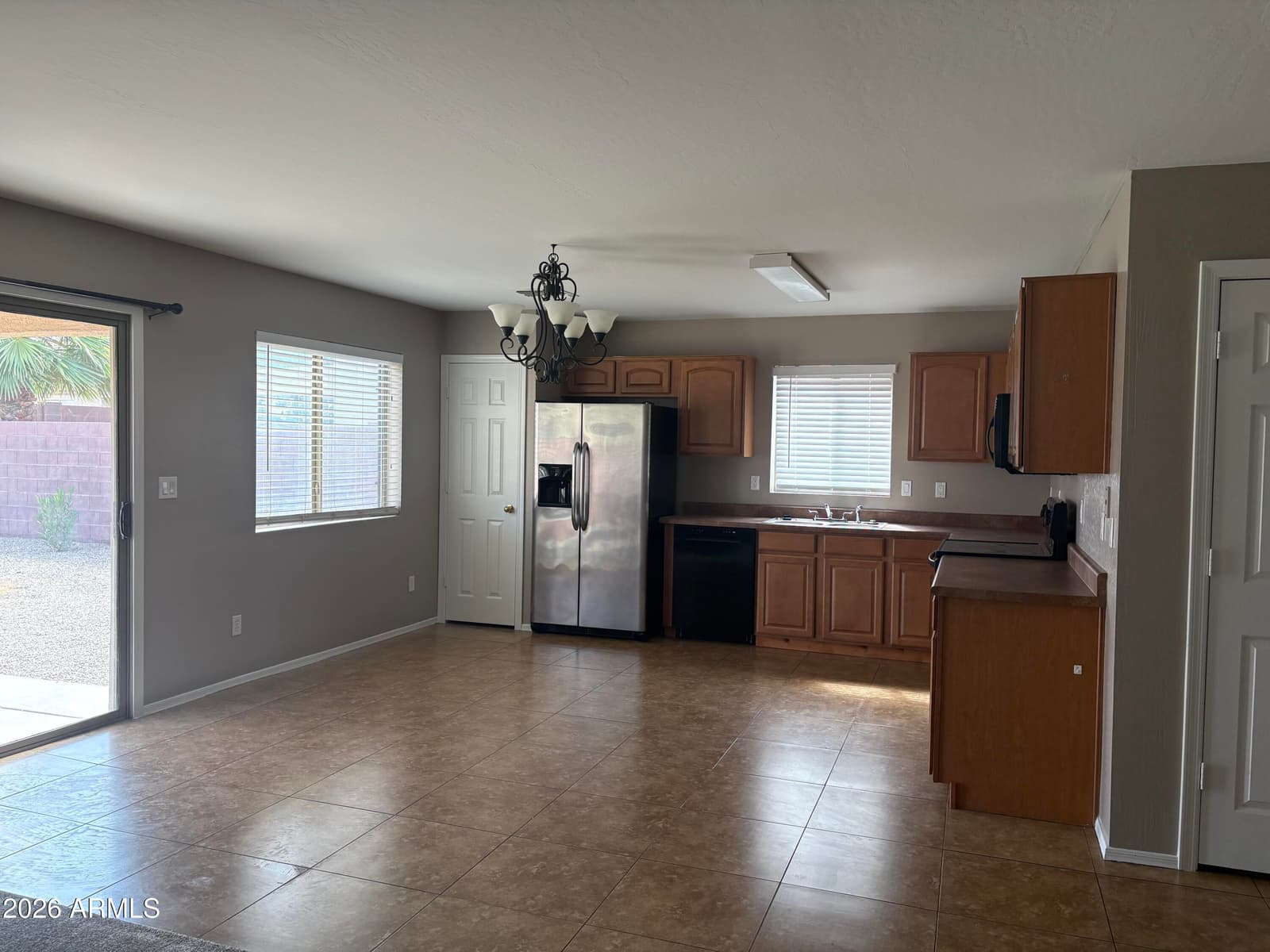3245 W Santa Cruz Avenue W, San Tan Valley, AZ 85144 — photo 6 of 25