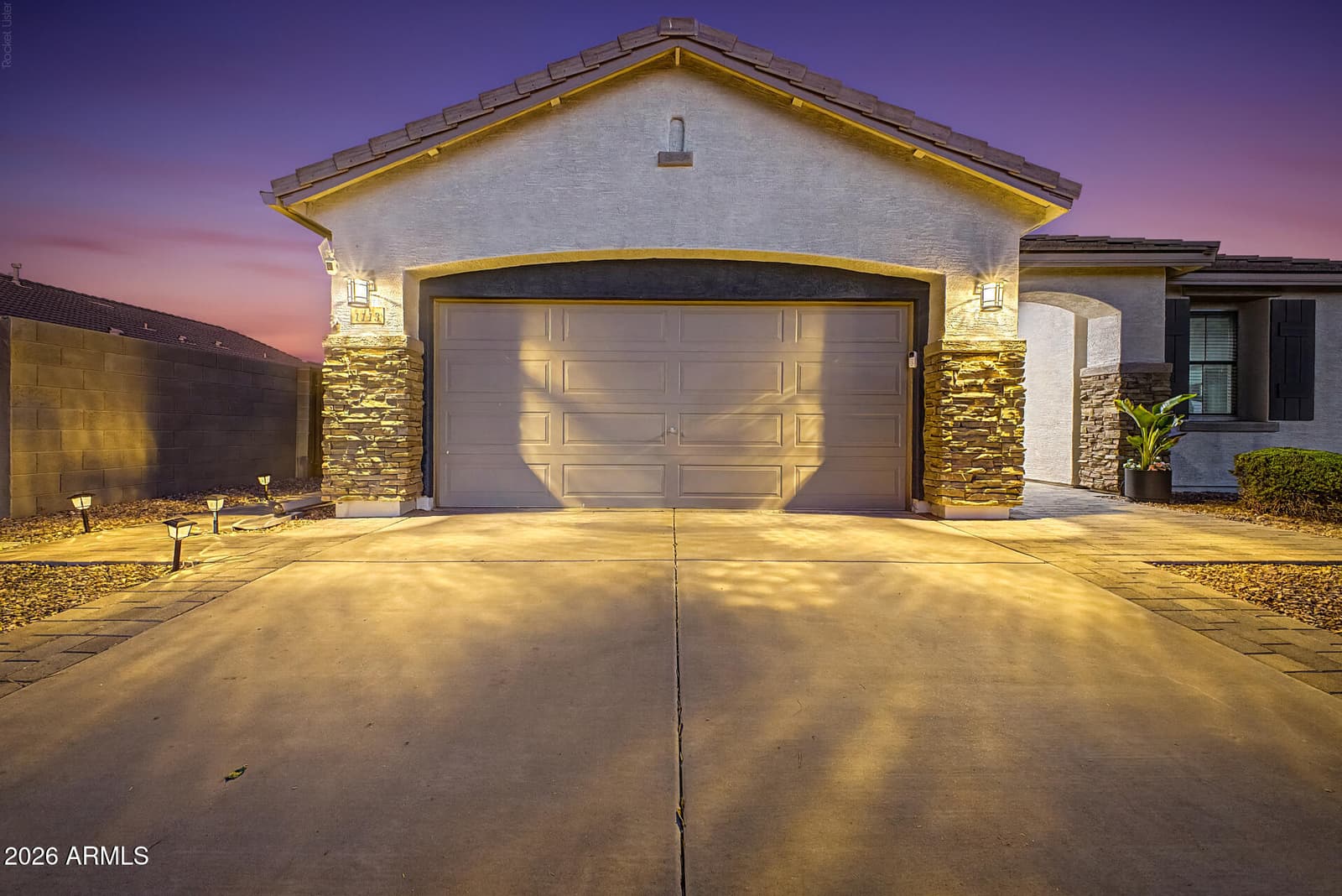 1113 W Stephanie Lane, San Tan Valley, AZ 85143 — photo 5 of 46