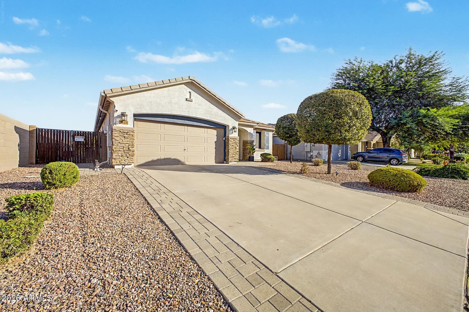1113 W Stephanie Lane, San Tan Valley, AZ 85143 — photo 7 of 46