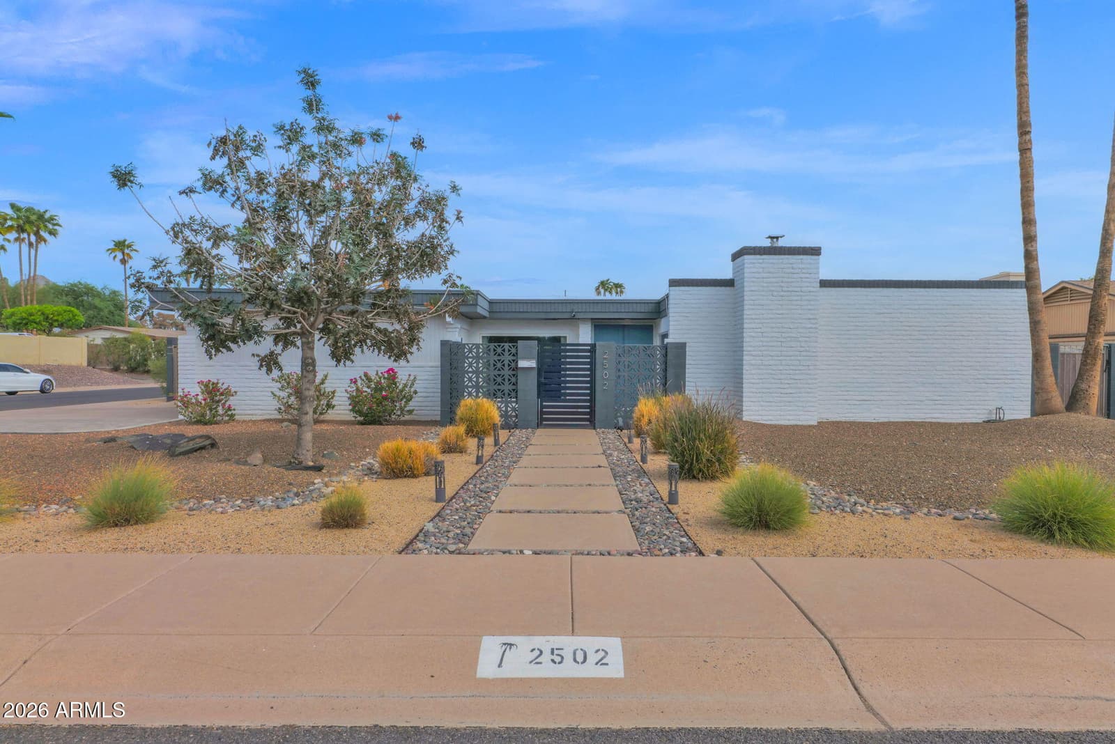 2502 E North Lane, Phoenix, AZ 85028 — photo 1 of 39