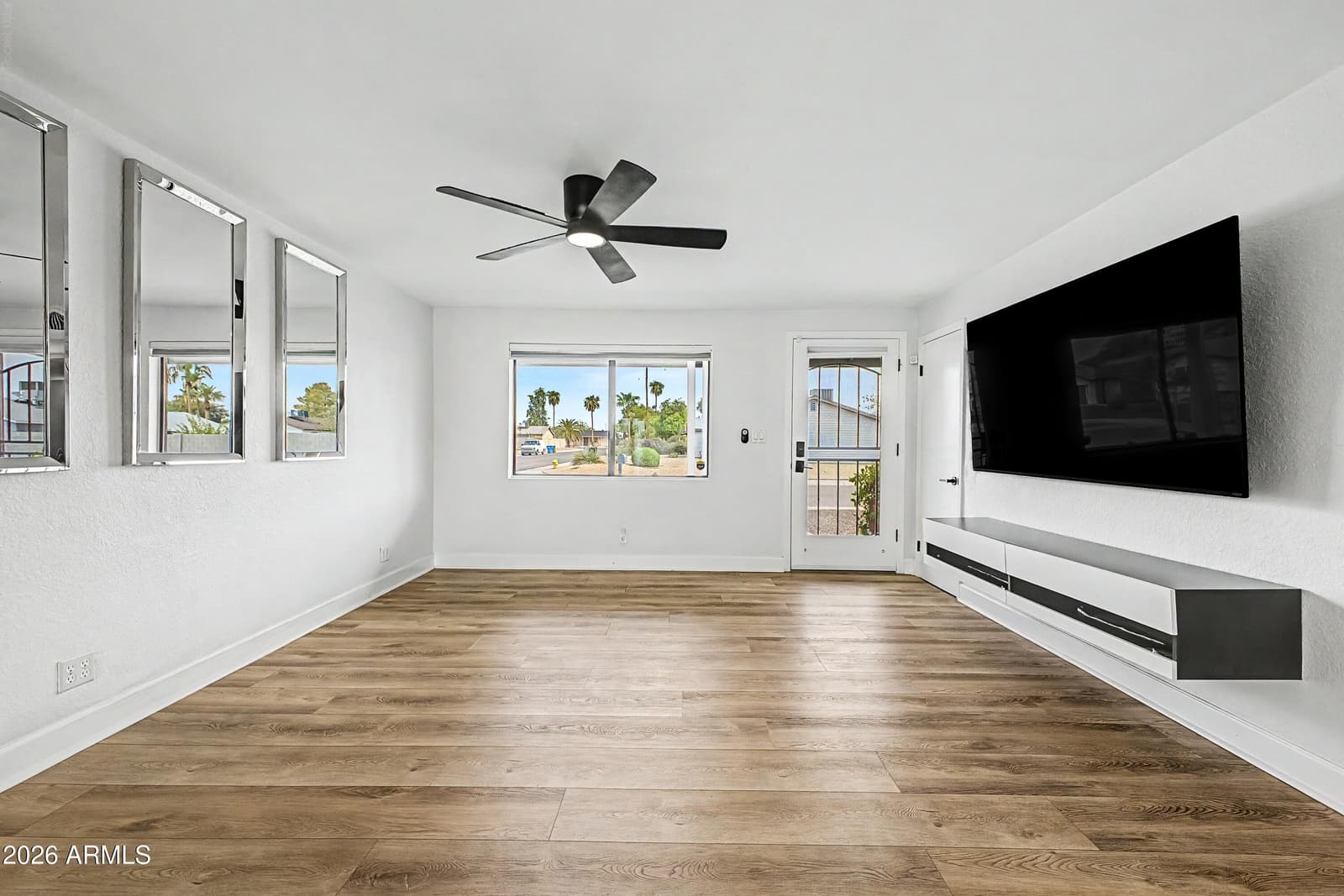 4101 E Calavar Road, Phoenix, AZ 85032 — photo 4 of 28