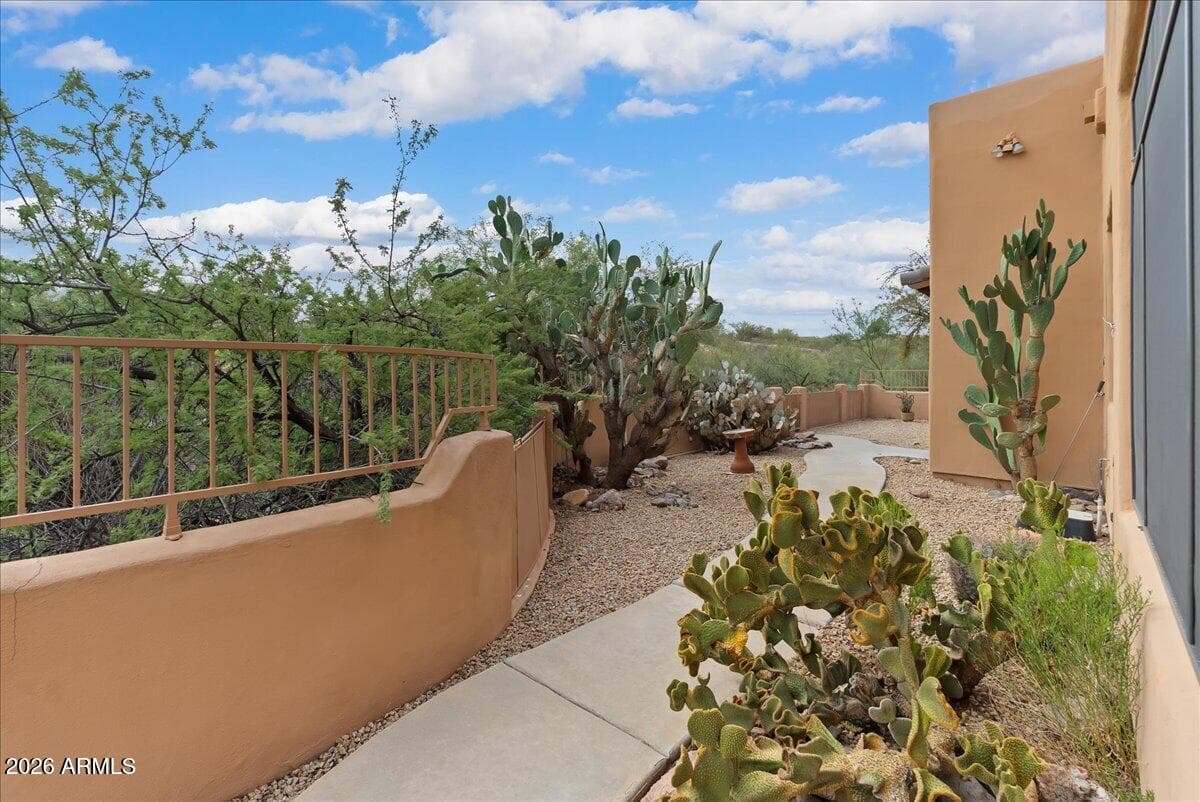 1535 Calle Simpatico, Wickenburg, AZ 85390 — photo 6 of 35