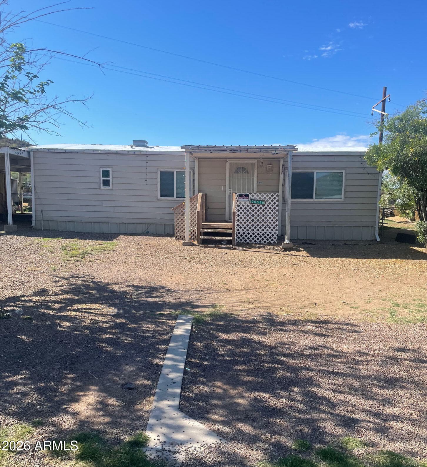 20519 E Emerald Drive, Black Canyon City, AZ 85324 — photo 2 of 29